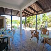 Villetta Fresca With Garden Near The Sea