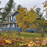 Inn Between the Lakes