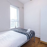 Spacious 4-Bed House Manchester