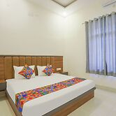 Fabhotel Downtown Residency