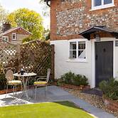 Lavender Folly - Cosy Accommodation Alresford