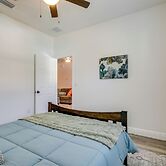 Charming Tampa Home < 3 Mi to Busch Gardens!