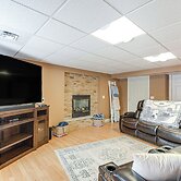 Rock Island Home w/ Private Yard & Fire Pit Table!