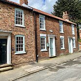 Characterful 3 Bed Cottage in Barrow Upon Humber