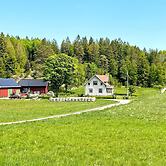 4 Person Holiday Home in Fargelanda-by Traum