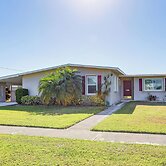 Sunny Port St Lucie Home: Lanai & Golf Course View