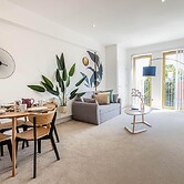 Crystal Palace Charm One-bedroom by Sojo Stay