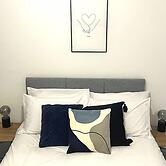 Darlington Suites by SA Stays