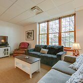 20 Mi to Dtwn Pittsburgh: Pet-friendly Apartment