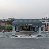 Riverside Hotel