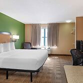 Relax Suites Extended Stay - La Mirada