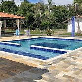 Casa de Campo com Piscina e Churrasqueira