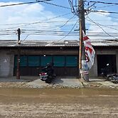 SPOT ON 93908 Angel Guest House