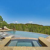 Infinity Pool + Mtn Views: Luxe Talking Rock Home