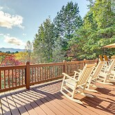 Stunning Views, Deck & Game Room: Warne Mtn Escape