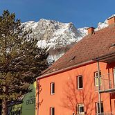 Beautiful Cottage in Styria Near Lake