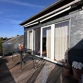 Shared Holiday in two Separate Flats