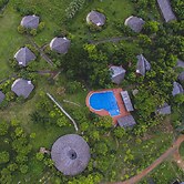 Hanchey Bamboo Resort