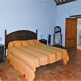 Delightful Holiday Home in Fulgatore With Swimming Pool