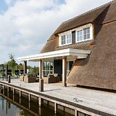 Villa by the Water With Sauna and Terrace