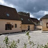 Cozy Holiday Home in Rudelle
