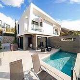 Villa in Benidorm With Private Pool