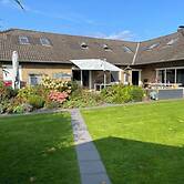 Bente Modern Retreat
