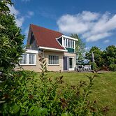 Spacious Holiday Home With Private Jetty
