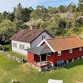 4 Star Holiday Home in Tanumshede