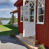 House Sjotorp Comfortable Holiday Residence