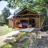 Glamping Tent in Tranquil Park