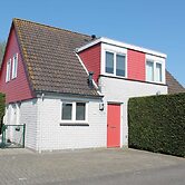 Nice Holiday Home With Garden Near Beach
