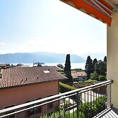 Apartment in a Prime Location on Lake Maggiore