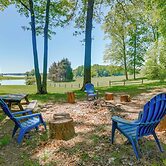 Waterfront Lake Anna Home w/ Dock & Beach Access!