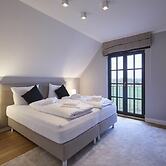 Thatched Villa With Sauna and Fireplace