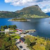 8 Person Holiday Home in Flatraket-by Traum