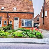 Quaint Holiday Home in Lamswaarde With Garden