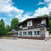 Attractive Apartment With Terrace