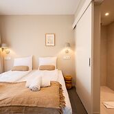 Luxury Villa With hot tub on the Horsterwold