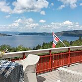 8 Person Holiday Home in Klokkarstua