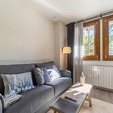 Stone Home in Benasque Near Scenic Lake