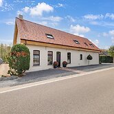 Lush Holiday Home in Limburg With Jacuzzi
