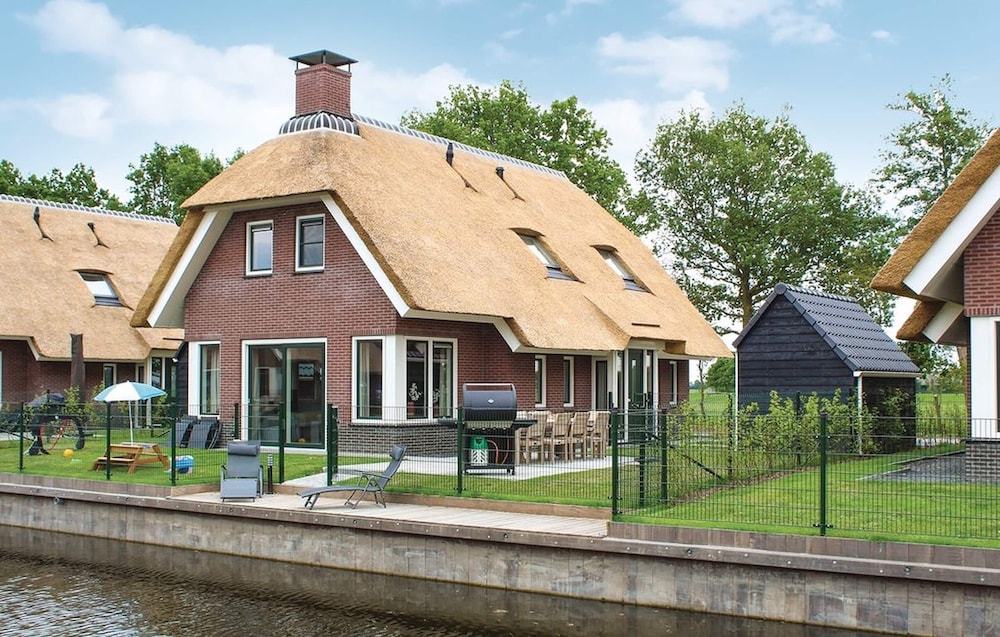 Villa in Friesland With Waterfront Jetty