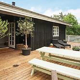 6 Person Holiday Home in Ebeltoft