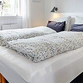 Tranquil Retreat on Eno - By Traum Ferienwohnungen