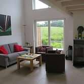 Cosy Apartment by the Lake