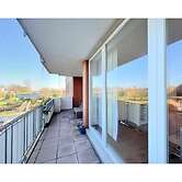 Nelly Modern Retreat