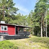 5 Person Holiday Home in Djurhamn-by Traum
