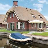Villa in Friesland With Sauna & Bubble Bath