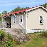 6 Person Holiday Home in Varberg-by Traum